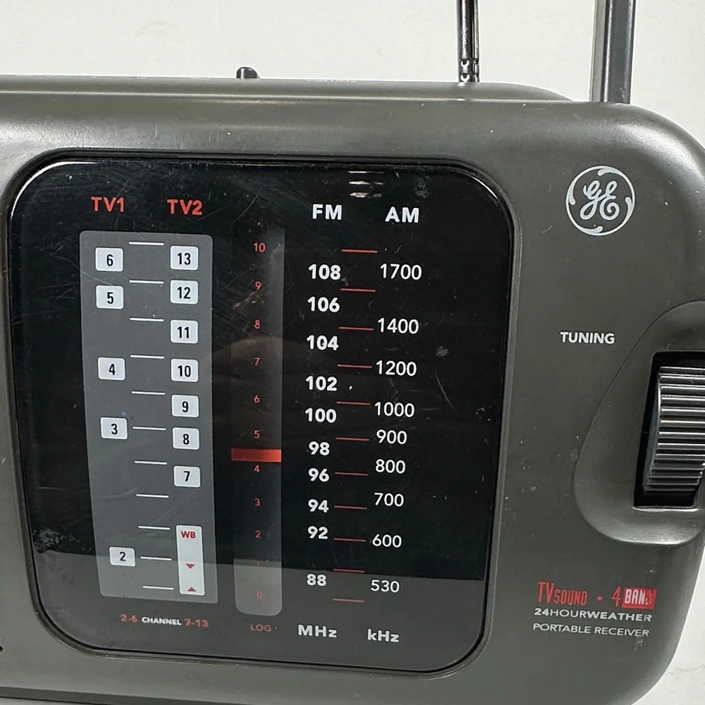 Vintage GE 2 Way power AM/FM Radio 24hourweather portable receiver TV sound 4b - Picture 2 of 15